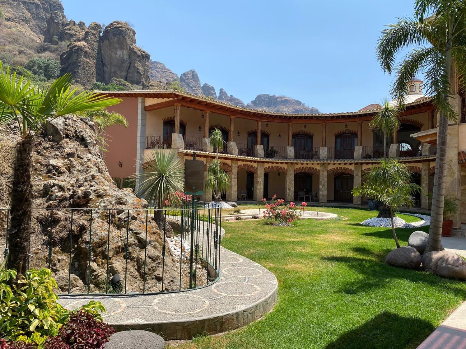 La Buena Vibra Retreat And Spa Hotel (Adults Only) Tepoztlán Kültér fotó