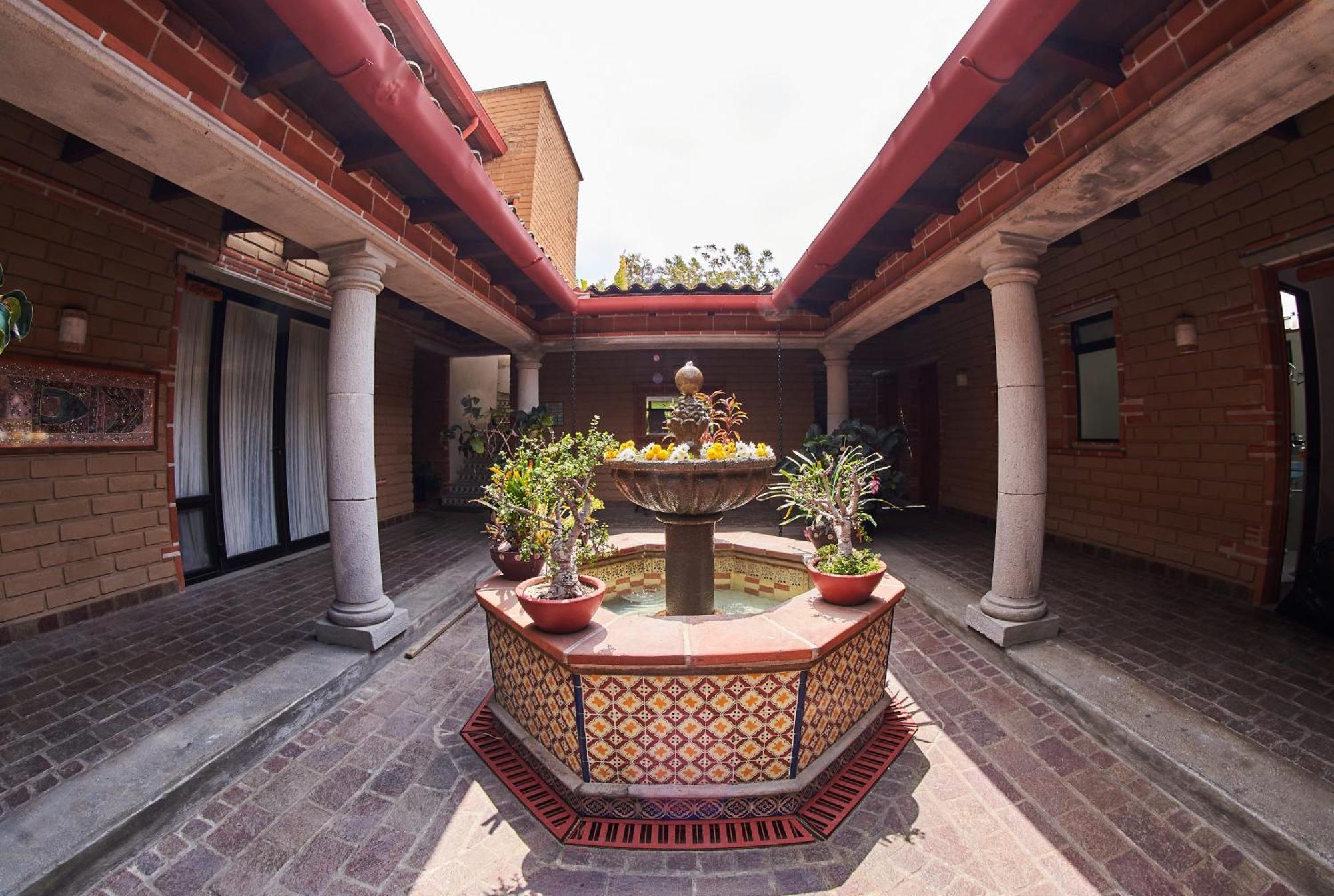La Buena Vibra Retreat And Spa Hotel (Adults Only) Tepoztlán Kültér fotó
